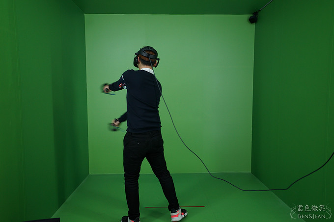 【VR GAMIX 台中旗艦館】體驗VR遊戲超痛快，運動類的遊戲真的有身歷其境的感覺│台中秀泰廣場 @紫色微笑 Ben&amp;Jean 饗樂生活