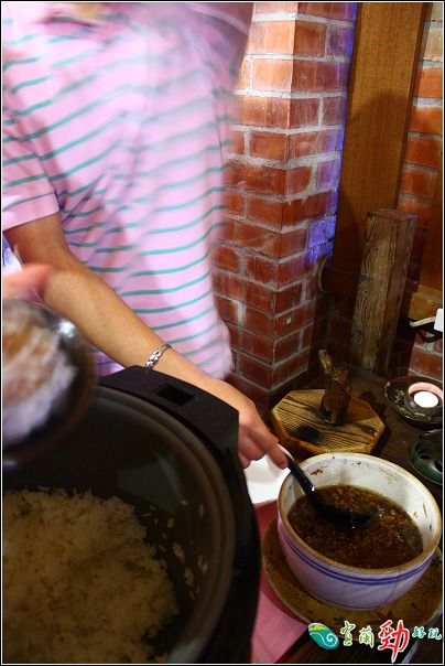 羅東餐廳》宜蘭客人城無菜單料理~像阿嬤的廚房一樣，堅持用大灶柴燒的古早味料理 @紫色微笑 Ben&amp;Jean 饗樂生活