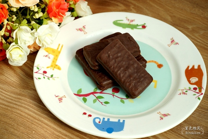 Tim Tam 巧克力餅乾~澳洲進口、風味郁香純的巧克力餅乾!! 遊澳必買!!甜食控的最愛 @紫色微笑 Ben&amp;Jean 饗樂生活