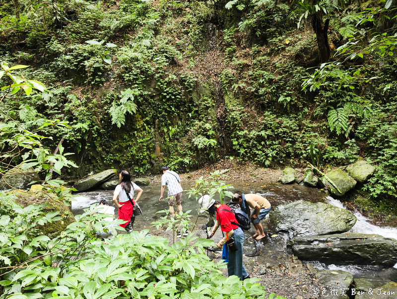 【免門票森林秘境】林美石磐步道｜網美級登山步道!漫步草湳湖與溪谷飛瀑木棧道瀑布最新路況與交通停車＋周邊美食全打包！ @紫色微笑 Ben Jean 饗樂生活