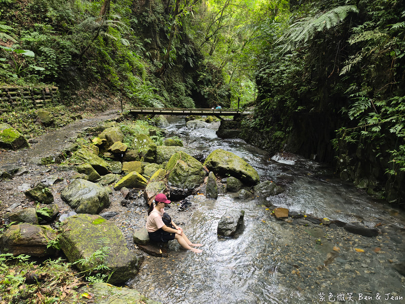 【免門票森林秘境】林美石磐步道｜網美級登山步道!漫步草湳湖與溪谷飛瀑木棧道瀑布最新路況與交通停車＋周邊美食全打包！ @紫色微笑 Ben Jean 饗樂生活