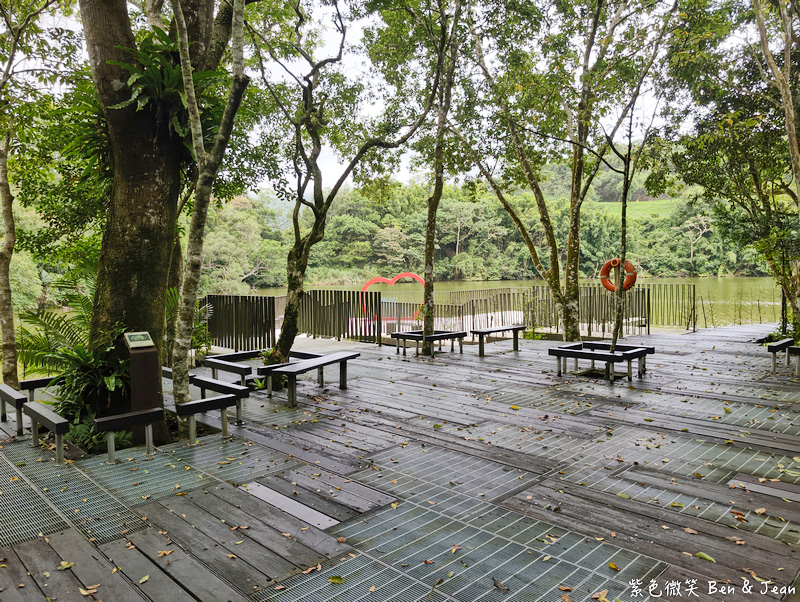 【免門票森林秘境】林美石磐步道｜網美級登山步道!漫步草湳湖與溪谷飛瀑木棧道瀑布最新路況與交通停車＋周邊美食全打包！ @紫色微笑 Ben Jean 饗樂生活
