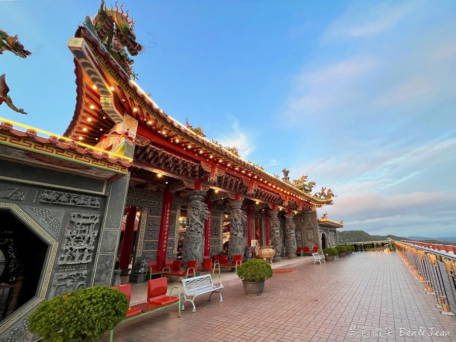 【台北內湖】碧山巖、白石湖吊橋半日遊！捷運直達後花園，無敵夜景、空中紫色巨龍、景觀咖啡廳全攻略 @紫色微笑 Ben Jean 饗樂生活