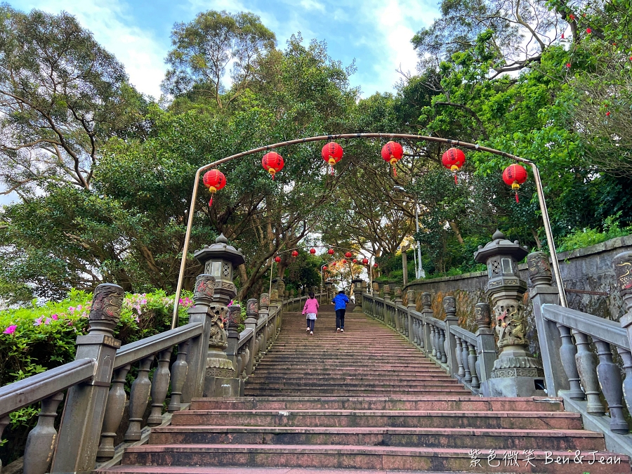 【台北內湖】碧山巖、白石湖吊橋半日遊！捷運直達後花園，無敵夜景、空中紫色巨龍、景觀咖啡廳全攻略 @紫色微笑 Ben Jean 饗樂生活