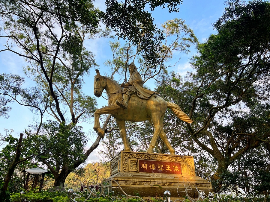【台北內湖】碧山巖、白石湖吊橋半日遊！捷運直達後花園，無敵夜景、空中紫色巨龍、景觀咖啡廳全攻略 @紫色微笑 Ben Jean 饗樂生活