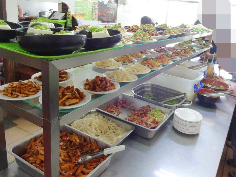 【老眷村川味牛肉麵】宜蘭市現點現做的刀削麵!採用四川原料，馬英九也吃過 @紫色微笑 Ben Jean 饗樂生活