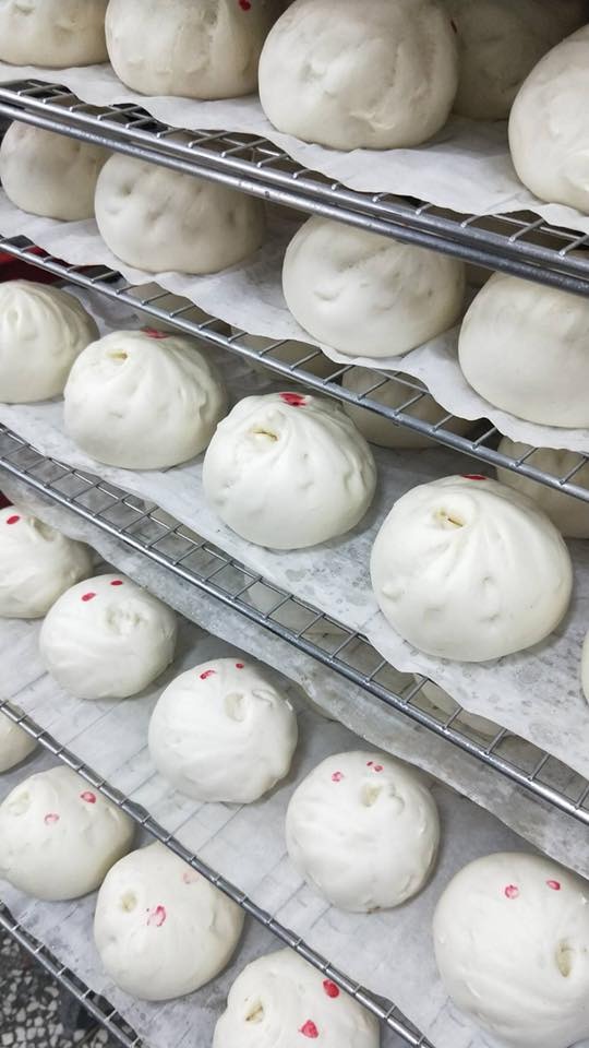 【大鼻南包子饅頭專賣店】必吃黑豬肉包子、辣梅干，包子饅頭一顆只要 15 元 @紫色微笑 Ben Jean 饗樂生活