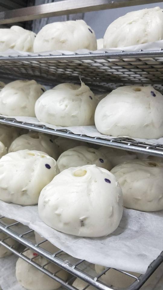 【大鼻南包子饅頭專賣店】必吃黑豬肉包子、辣梅干，包子饅頭一顆只要 15 元 @紫色微笑 Ben Jean 饗樂生活
