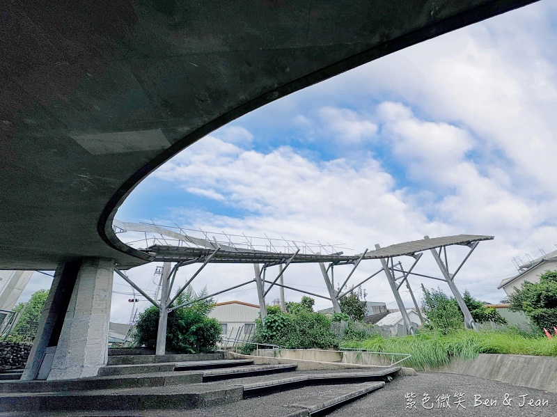 員山機堡》神風特攻機堡，日治時代興建的宜蘭機場，員山機堡戰爭地景博物館 @紫色微笑 Ben&amp;Jean 饗樂生活