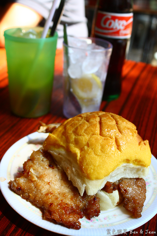 【大利來記豬扒包】澳門必吃美食菜單價位！酥脆麵包夾著醃製入味的香嫩豬扒 @紫色微笑 Ben Jean 饗樂生活