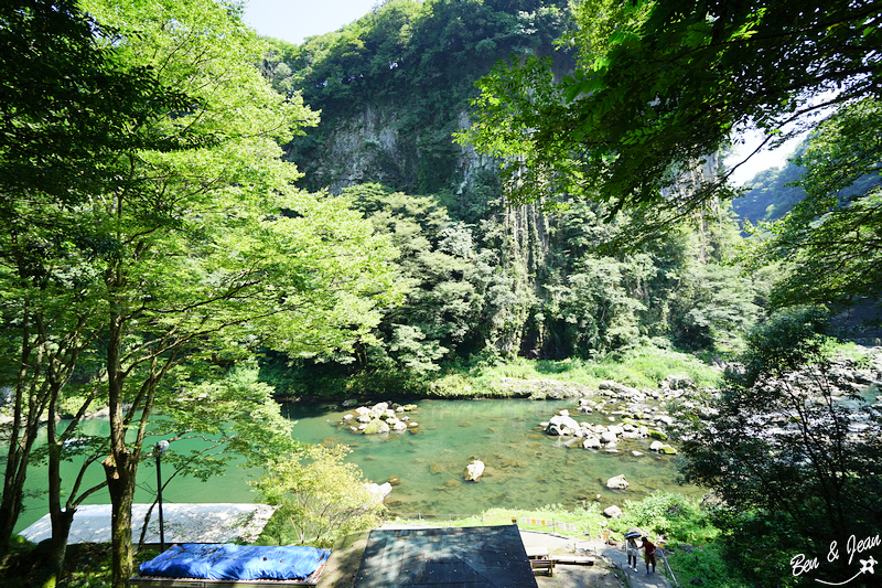 高千穗峽》美如仙境的峽谷，是宮崎縣的地標，也是日本神話的起源地(含交通及划船預約方式) @紫色微笑 Ben&amp;Jean 饗樂生活