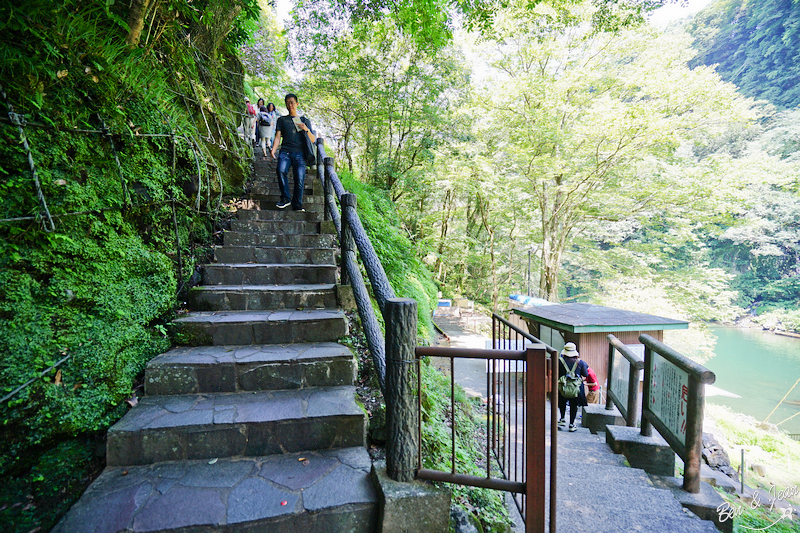 高千穗峽》美如仙境的峽谷，是宮崎縣的地標，也是日本神話的起源地(含交通及划船預約方式) @紫色微笑 Ben&amp;Jean 饗樂生活