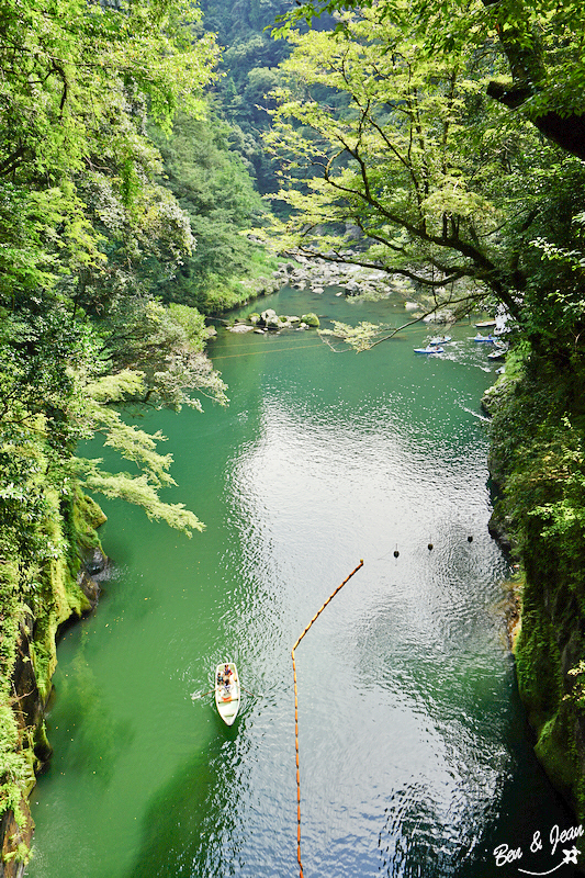 高千穗峽》美如仙境的峽谷，是宮崎縣的地標，也是日本神話的起源地(含交通及划船預約方式) @紫色微笑 Ben&amp;Jean 饗樂生活