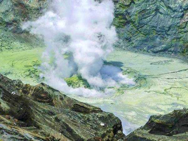 熊本必去景點》阿蘇中岳火山口/草千里景觀餐廳/ 阿蘇火山博物館，難得一見的火山地形，一望無際草原超療癒 極富生態教學意義 也是很棒的親子景點(含交通方式) @紫色微笑 Ben&amp;Jean 饗樂生活