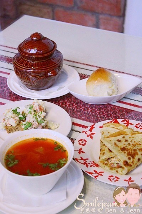 【芭樂狗 Mr.Balagov Ukrainian Cafe】宜蘭傳統三合院享用道地烏克蘭傳統佳餚，寵物友善餐廳 @紫色微笑 Ben Jean 饗樂生活