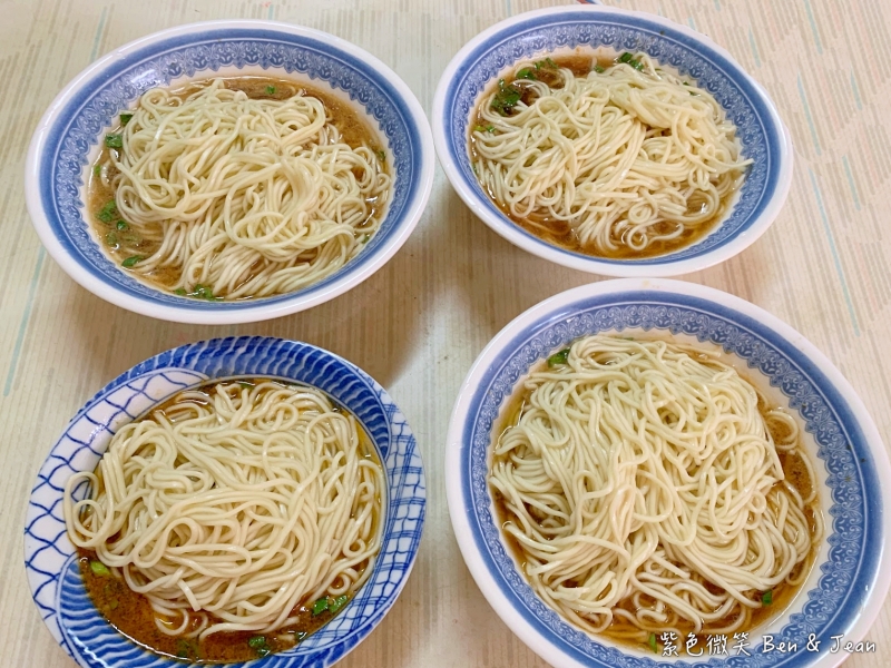 【景德炸醬麵】宜蘭市40年老店！必吃麻醬麵、炸醬麵、餛飩魚丸湯 @紫色微笑 Ben Jean 饗樂生活