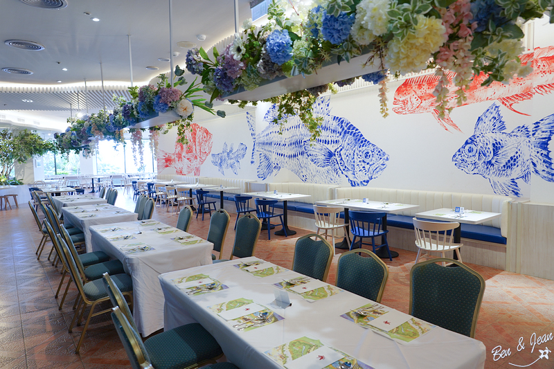 墾丁凱撒大飯店》發現西餐廳~碧海藍天佐餐，彷彿置身峇里島，墾丁最強自助百匯 精采又豐盛 @紫色微笑 Ben&amp;Jean 饗樂生活