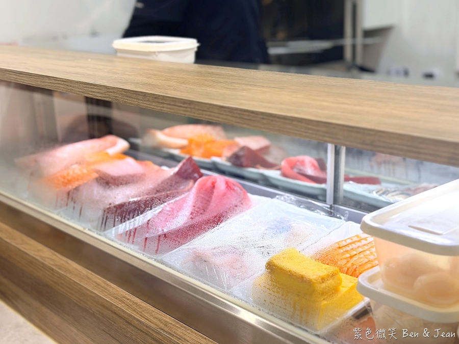 【裕握壽司】食尚玩家報導隱身羅東民生市場美食，日式簡約文青風（菜單價位） @紫色微笑 Ben Jean 饗樂生活
