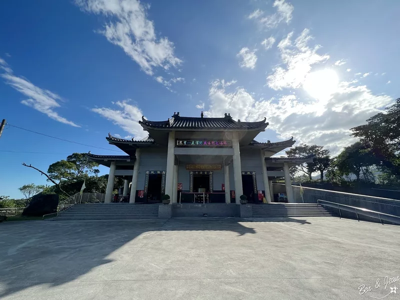 砲台山風景區》巨大老榕，鳥瞰三澳風景(蘇澳、北方澳、南方澳)、扇形火車庫 ，軍商漁港三合一的美景盡收眼底 @紫色微笑 Ben&amp;Jean 饗樂生活