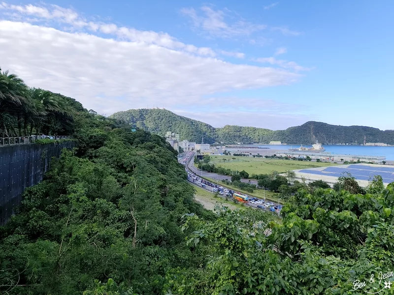 砲台山風景區》巨大老榕，鳥瞰三澳風景(蘇澳、北方澳、南方澳)、扇形火車庫 ，軍商漁港三合一的美景盡收眼底 @紫色微笑 Ben&amp;Jean 饗樂生活