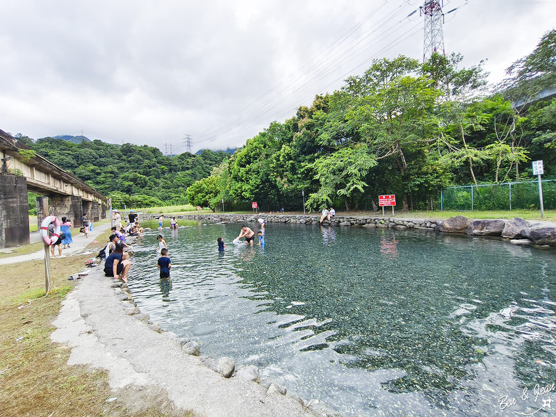 東岳湧泉》免門票熱門戲水景點，16度C的清涼野溪親子景點 @紫色微笑 Ben&amp;Jean 饗樂生活