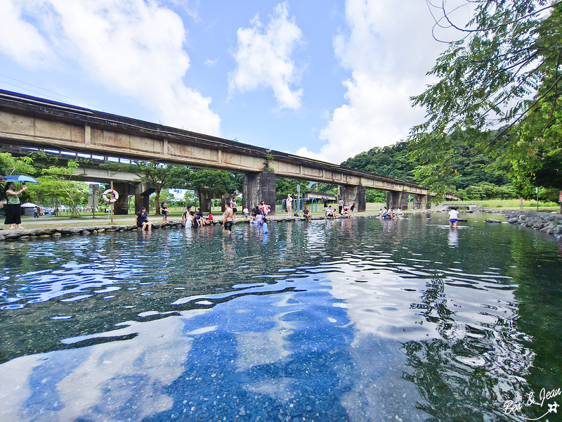 東岳湧泉》免門票熱門戲水景點，16度C的清涼野溪親子景點 @紫色微笑 Ben&amp;Jean 饗樂生活