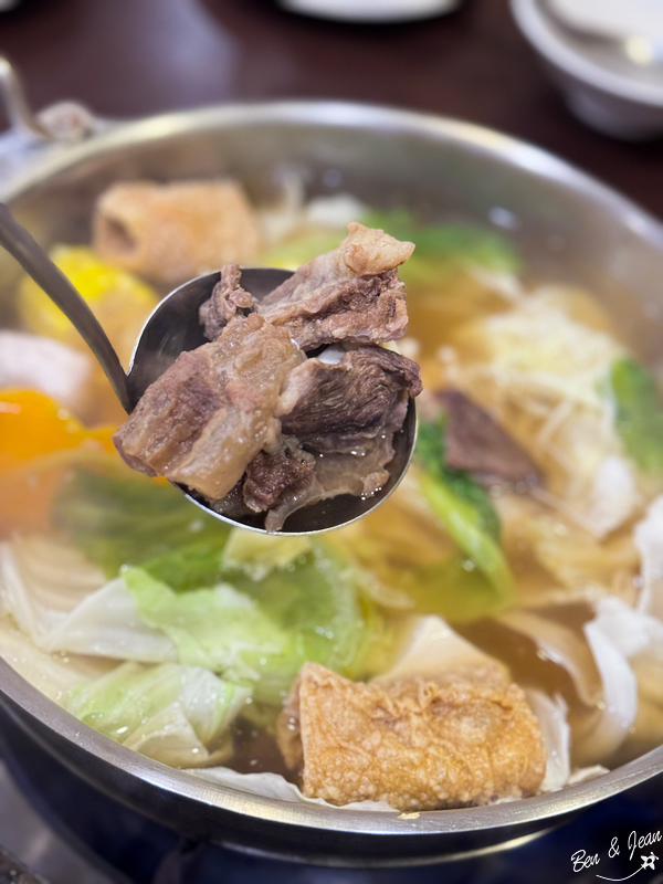 阿忠牛肉湯》招牌霜降牛肉火鍋超美味來店必嚐 ，媒體熱訪連在地人也愛 @紫色微笑 Ben&amp;Jean 饗樂生活