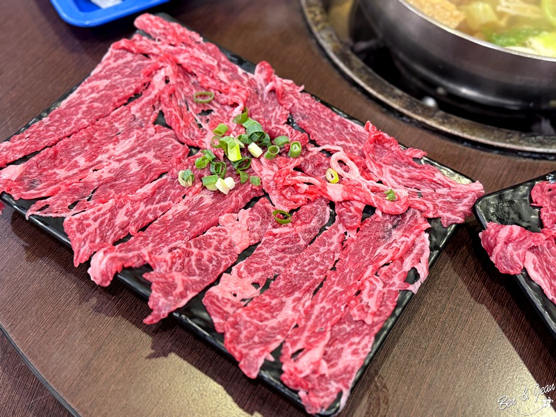 阿忠牛肉湯》招牌霜降牛肉火鍋超美味來店必嚐 ，媒體熱訪連在地人也愛 @紫色微笑 Ben&amp;Jean 饗樂生活