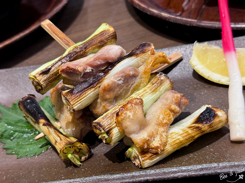 山本屋總本家味噌烏龍麵》近百年歷史的名古屋超人氣特色料理「味噌烏龍麵」，麵條超Q硬口感真特別 @紫色微笑 Ben&amp;Jean 饗樂生活