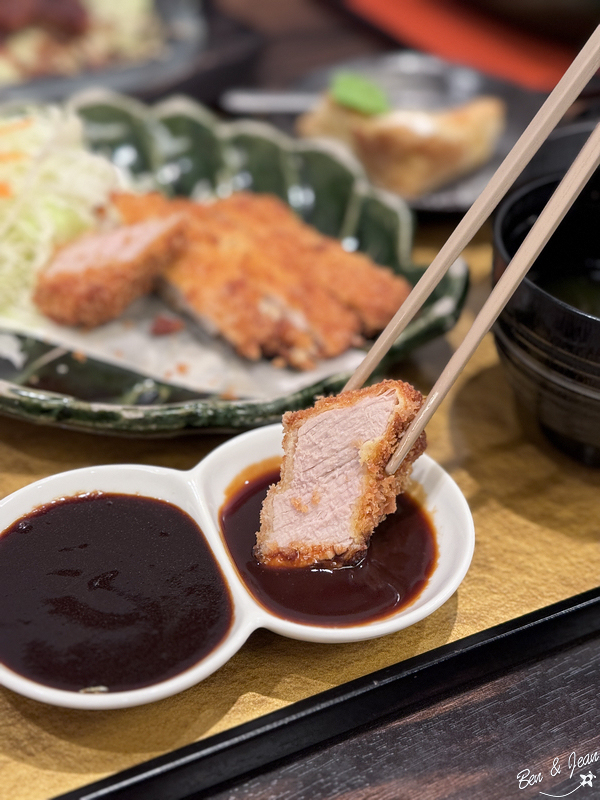 矢場味噌豬排》矢場とん栄 松坂屋店，味噌入味好吃豬排，名古屋必吃之一 @紫色微笑 Ben&amp;Jean 饗樂生活