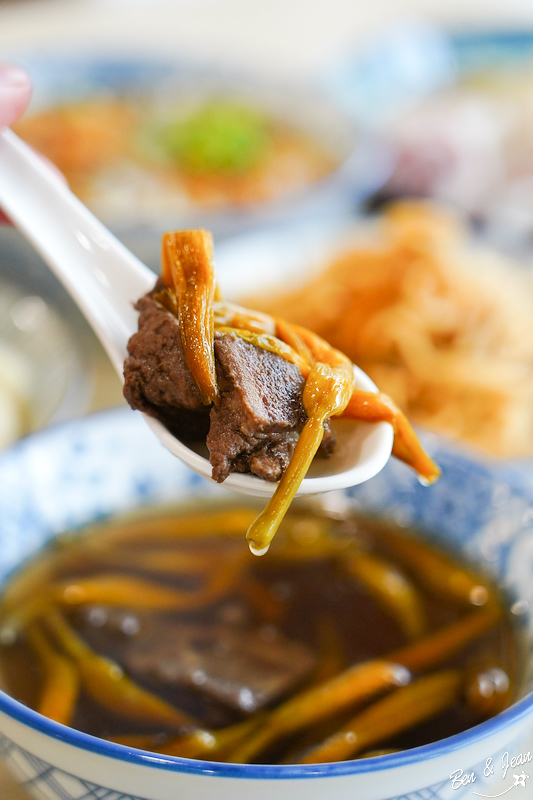 囍慶油飯》油飯、西魯肉、尚出名!! 榮獲農業部台灣天糰的特色油飯及台灣燴飯王獎項，美味看的見 @紫色微笑 Ben&amp;Jean 饗樂生活