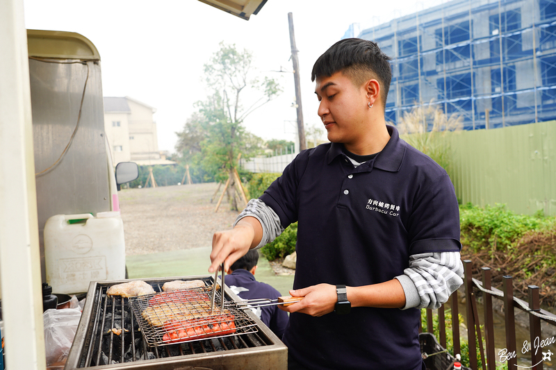 夯肉燒烤餐車》行動自如到府服務，菜色依客製化的預算調配，無菜單料理超豪華超澎拜 @紫色微笑 Ben&amp;Jean 饗樂生活