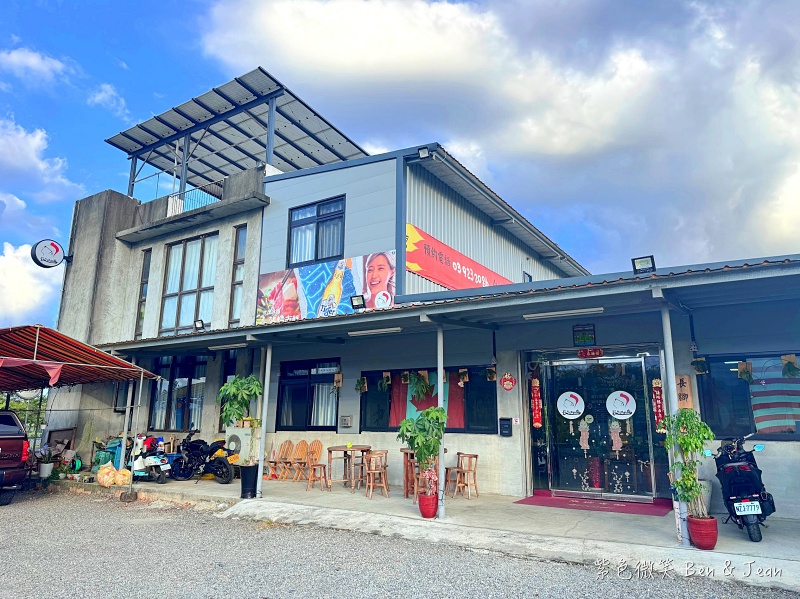 【長腳的店】隱身鄉間台式快炒川菜餐廳，推薦紙包魚、小卷透抽米粉、乾鍋豬腳、蒜香粄條海大蝦，店裏的重機也很吸睛!  @紫色微笑 Ben&amp;Jean 饗樂生活