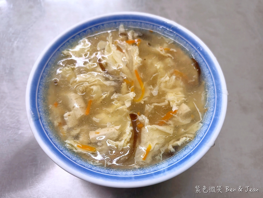 【北成市場口水餃店】羅東75年老店，高麗菜豬肉水餃皮厚有彈性，還有被水餃店耽誤的好吃乾麵 @紫色微笑 Ben Jean 饗樂生活