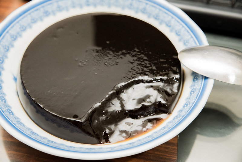 【仙草龍仙草冰】必吃推薦：涼夏解渴、天然漢方的甘甜滋味 @紫色微笑 Ben Jean 饗樂生活