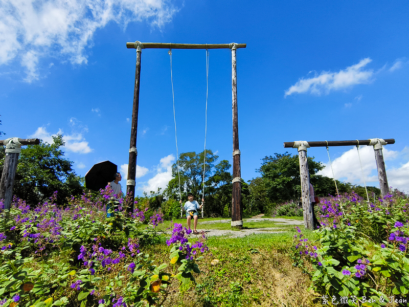 【香格里拉休閒農場】古早童玩有趣又好玩，檜木裝修自然香氛，夏日銀絨牡丹季正熱門 @紫色微笑 Ben Jean 饗樂生活