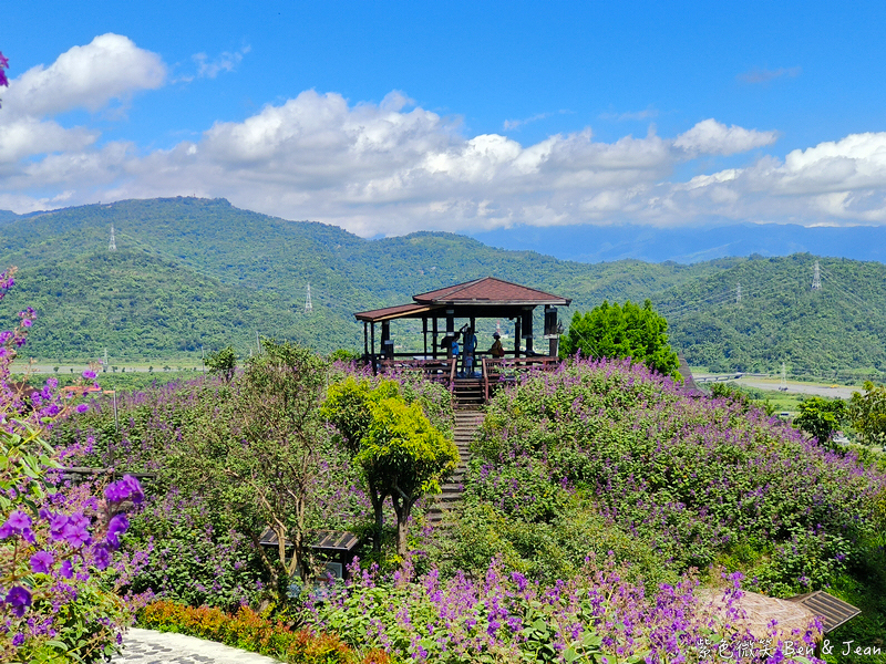 【香格里拉休閒農場】古早童玩有趣又好玩，檜木裝修自然香氛，夏日銀絨牡丹季正熱門 @紫色微笑 Ben Jean 饗樂生活