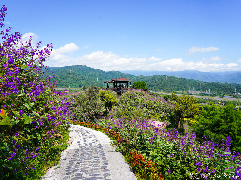 【香格里拉休閒農場】古早童玩有趣又好玩，檜木裝修自然香氛，夏日銀絨牡丹季正熱門 @紫色微笑 Ben Jean 饗樂生活