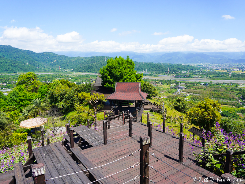 【香格里拉休閒農場】古早童玩有趣又好玩，檜木裝修自然香氛，夏日銀絨牡丹季正熱門 @紫色微笑 Ben Jean 饗樂生活