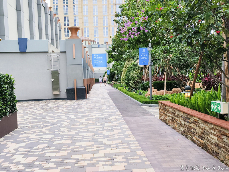 【2025新濠影滙水上樂園攻略】15個必玩設施推薦、購票優惠、交通整理|澳門最大室內外水樂園! @紫色微笑 Ben Jean 饗樂生活 【2025新濠影滙水上樂園攻略】15個必玩設施推薦、購票優惠、交通整理|澳門最大室內外水樂園! @紫色微笑 Ben Jean 饗樂生活