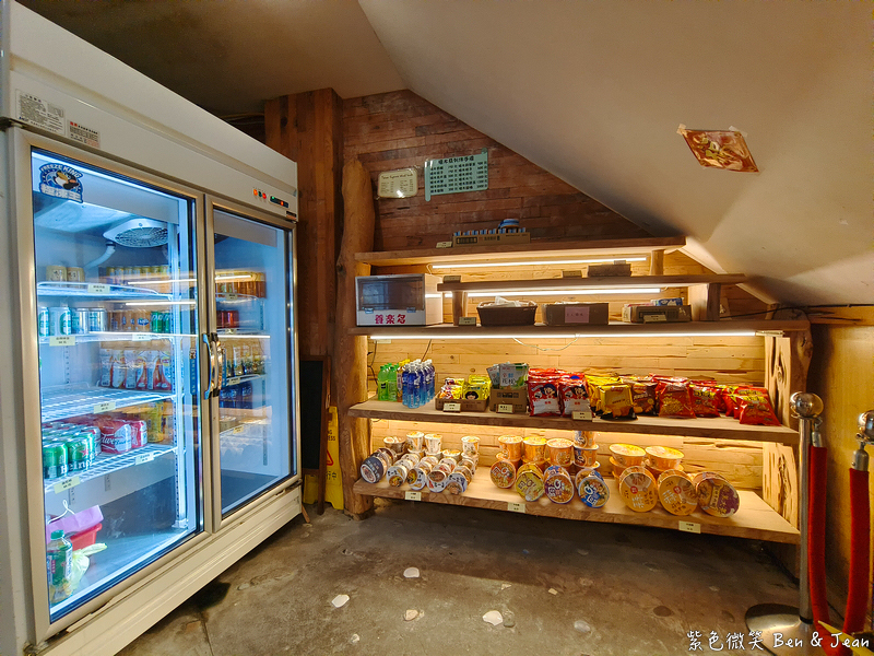 【香格里拉休閒農場】古早童玩有趣又好玩，檜木裝修自然香氛，夏日銀絨牡丹季正熱門 @紫色微笑 Ben Jean 饗樂生活