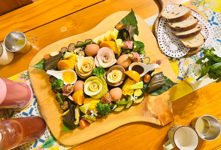 【台東鹿野森活民宿】南法鄉村風親子民宿推薦｜500坪綠地×夢幻早餐×熱氣球嘉年華首選住宿 @紫色微笑 Ben Jean 饗樂生活