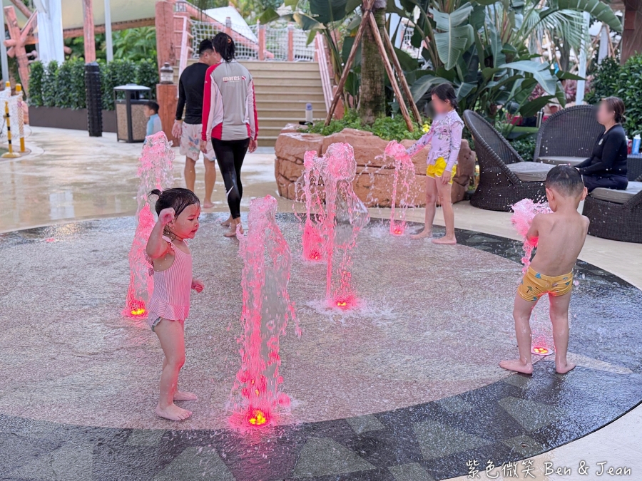 【2025新濠影滙水上樂園攻略】15個必玩設施推薦、購票優惠、交通整理|澳門最大室內外水樂園! @紫色微笑 Ben Jean 饗樂生活 【2025新濠影滙水上樂園攻略】15個必玩設施推薦、購票優惠、交通整理|澳門最大室內外水樂園! @紫色微笑 Ben Jean 饗樂生活