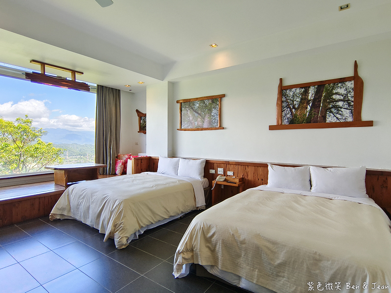 【香格里拉休閒農場】古早童玩有趣又好玩，檜木裝修自然香氛，夏日銀絨牡丹季正熱門 @紫色微笑 Ben Jean 饗樂生活