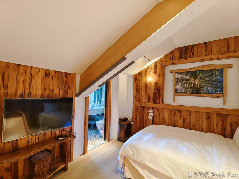 【香格里拉休閒農場】古早童玩有趣又好玩，檜木裝修自然香氛，夏日銀絨牡丹季正熱門 @紫色微笑 Ben Jean 饗樂生活