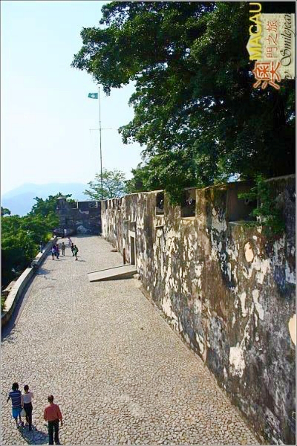 【澳門世界文化遺產】大炮台與舊城牆遺址,澳門歷史城區必訪景點 @紫色微笑 Ben Jean 饗樂生活 【澳門世界文化遺產】大炮台與舊城牆遺址,澳門歷史城區必訪景點 @紫色微笑 Ben Jean 饗樂生活