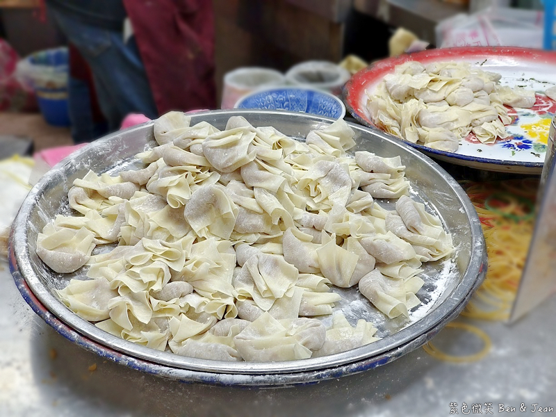 【一香飲食店麻醬麵】宜蘭北館市場早餐推薦!麻醬麵、炸醬麵、餛飩湯，手工現包餛飩超美味 @紫色微笑 Ben Jean 饗樂生活