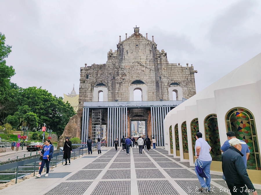 【澳門大三巴景點】大三巴牌坊、哪吒廟、戀愛巷散步攻略｜必買伴手禮美食清單 @紫色微笑 Ben Jean 饗樂生活