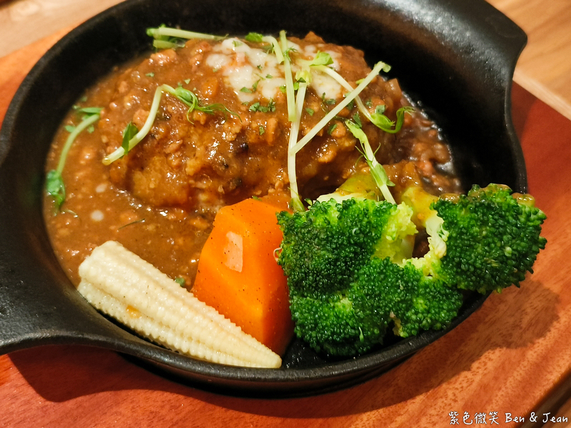 【米與多蜜 南港LaLaport店】必吃日本關西手打漢堡排｜炭香多汁＋菜單價位整理 @紫色微笑 Ben Jean 饗樂生活