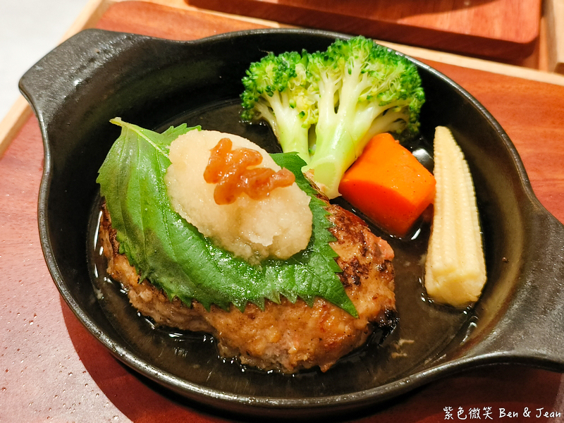 【米與多蜜 南港LaLaport店】必吃日本關西手打漢堡排｜炭香多汁＋菜單價位整理 @紫色微笑 Ben Jean 饗樂生活